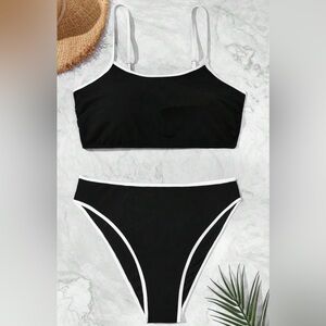 (Never Worn) Curve High Waisted
Trimmed Spaghetti Strap Triangle Bikini